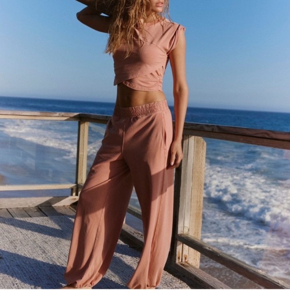 FP Movement by Free People Dusty Rose Hot Shot Set